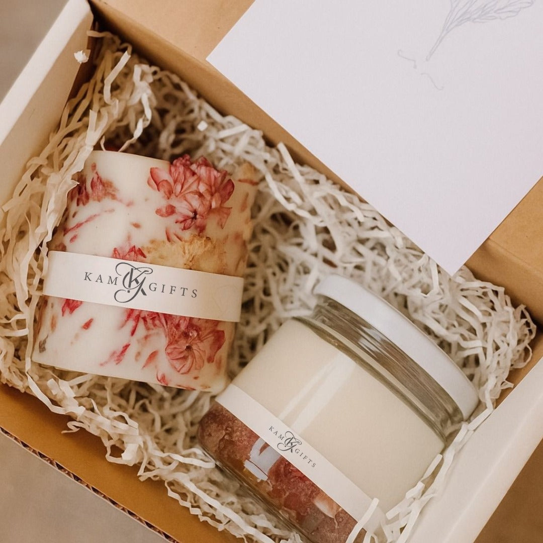 The Artisan Bloom Candle Gift Set